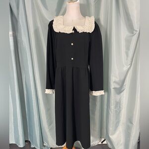 Wednesday Addams or vintage-style black dress with white ruffle collar, size XL